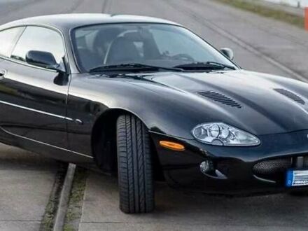 Синий Ягуар ХК, объемом двигателя 4 л и пробегом 999 тыс. км за 20960 $, фото 1 на Automoto.ua