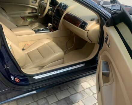 Синій Ягуар ХКР, об'ємом двигуна 4.2 л та пробігом 80 тис. км за 21292 $, фото 5 на Automoto.ua