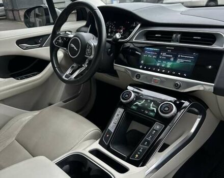 Білий Ягуар I-Pace, об'ємом двигуна 0 л та пробігом 85 тис. км за 24900 $, фото 30 на Automoto.ua