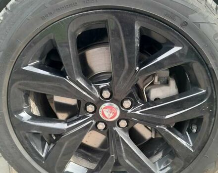 Белый Ягуар I-Pace, объемом двигателя 0 л и пробегом 140 тыс. км за 24000 $, фото 9 на Automoto.ua