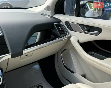 Белый Ягуар I-Pace, объемом двигателя 0 л и пробегом 62 тыс. км за 23000 $, фото 25 на Automoto.ua