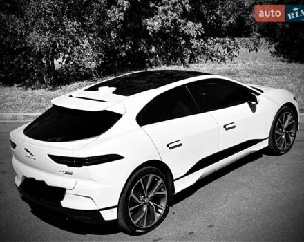 Белый Ягуар I-Pace, объемом двигателя 0 л и пробегом 83 тыс. км за 26500 $, фото 11 на Automoto.ua