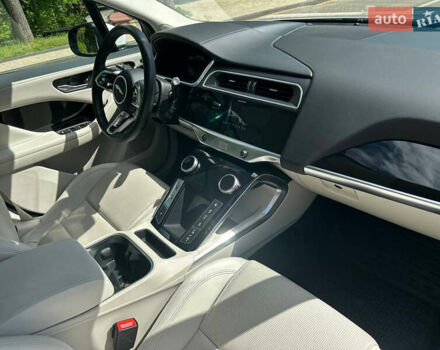 Белый Ягуар I-Pace, объемом двигателя 0 л и пробегом 44 тыс. км за 27800 $, фото 28 на Automoto.ua