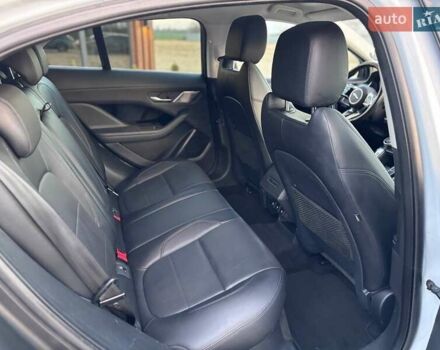 Білий Ягуар I-Pace, об'ємом двигуна 0 л та пробігом 170 тис. км за 21999 $, фото 26 на Automoto.ua