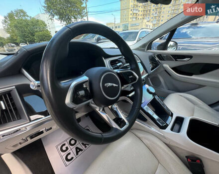Белый Ягуар I-Pace, объемом двигателя 0 л и пробегом 62 тыс. км за 23000 $, фото 12 на Automoto.ua
