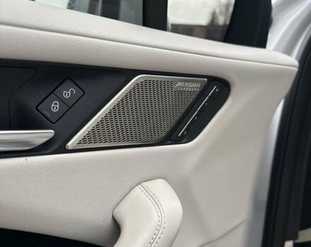 Білий Ягуар I-Pace, об'ємом двигуна 0 л та пробігом 85 тис. км за 24900 $, фото 23 на Automoto.ua