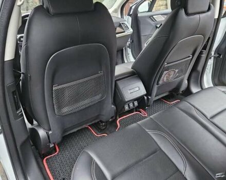 Белый Ягуар I-Pace, объемом двигателя 0 л и пробегом 116 тыс. км за 24480 $, фото 18 на Automoto.ua