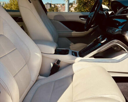 Белый Ягуар I-Pace, объемом двигателя 0 л и пробегом 83 тыс. км за 26500 $, фото 12 на Automoto.ua
