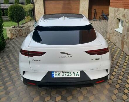 Белый Ягуар I-Pace, объемом двигателя 0 л и пробегом 140 тыс. км за 24000 $, фото 1 на Automoto.ua