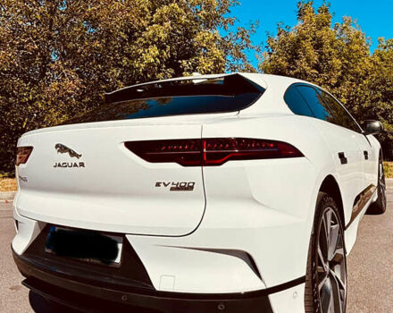 Белый Ягуар I-Pace, объемом двигателя 0 л и пробегом 83 тыс. км за 26500 $, фото 4 на Automoto.ua