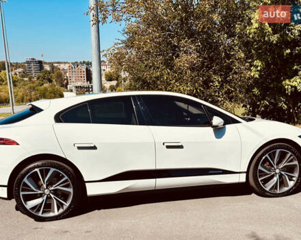 Белый Ягуар I-Pace, объемом двигателя 0 л и пробегом 83 тыс. км за 26500 $, фото 8 на Automoto.ua