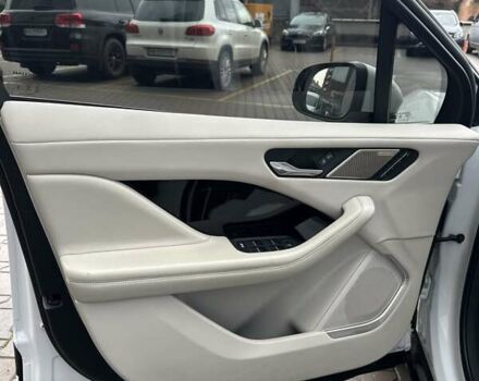 Білий Ягуар I-Pace, об'ємом двигуна 0 л та пробігом 85 тис. км за 24900 $, фото 18 на Automoto.ua