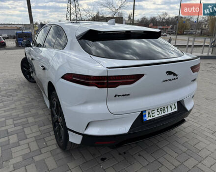 Белый Ягуар I-Pace, объемом двигателя 0 л и пробегом 99 тыс. км за 26900 $, фото 9 на Automoto.ua