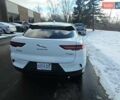 Белый Ягуар I-Pace, объемом двигателя 0 л и пробегом 123 тыс. км за 18000 $, фото 2 на Automoto.ua