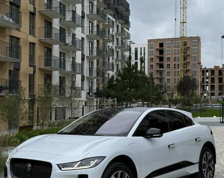 Белый Ягуар I-Pace, объемом двигателя 0 л и пробегом 84 тыс. км за 29000 $, фото 3 на Automoto.ua