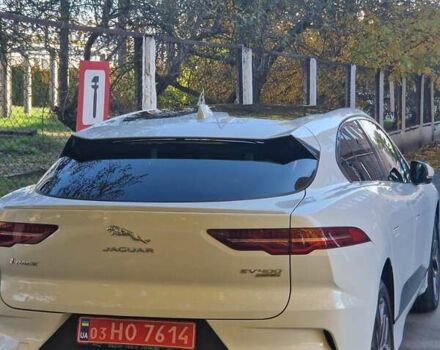 Белый Ягуар I-Pace, объемом двигателя 0 л и пробегом 40 тыс. км за 31900 $, фото 7 на Automoto.ua