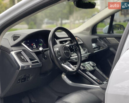 Білий Ягуар I-Pace, об'ємом двигуна 0 л та пробігом 64 тис. км за 24900 $, фото 38 на Automoto.ua