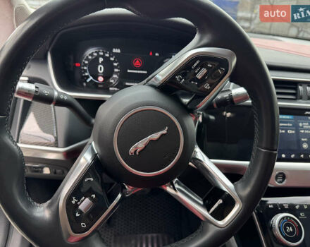 Белый Ягуар I-Pace, объемом двигателя 0 л и пробегом 99 тыс. км за 27999 $, фото 14 на Automoto.ua