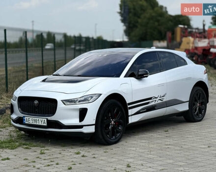 Білий Ягуар I-Pace, об'ємом двигуна 0 л та пробігом 99 тис. км за 26499 $, фото 3 на Automoto.ua