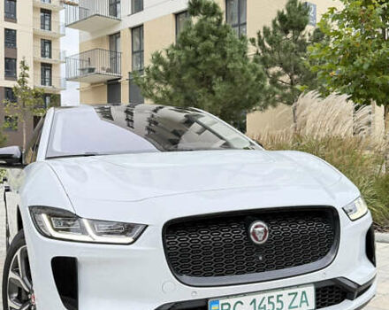 Белый Ягуар I-Pace, объемом двигателя 0 л и пробегом 84 тыс. км за 29000 $, фото 8 на Automoto.ua