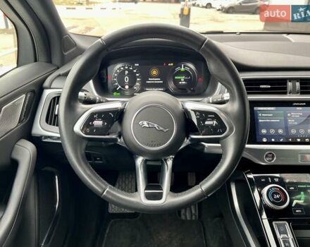 Белый Ягуар I-Pace, объемом двигателя 0 л и пробегом 105 тыс. км за 24999 $, фото 35 на Automoto.ua