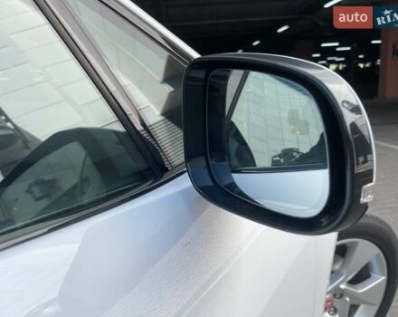 Белый Ягуар I-Pace, объемом двигателя 0 л и пробегом 78 тыс. км за 25990 $, фото 7 на Automoto.ua