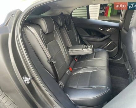 Белый Ягуар I-Pace, объемом двигателя 0 л и пробегом 78 тыс. км за 25990 $, фото 11 на Automoto.ua