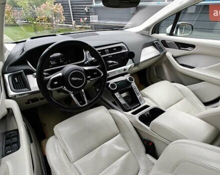 Белый Ягуар I-Pace, объемом двигателя 0 л и пробегом 58 тыс. км за 29700 $, фото 2 на Automoto.ua