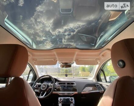Белый Ягуар I-Pace, объемом двигателя 0 л и пробегом 54 тыс. км за 31999 $, фото 26 на Automoto.ua