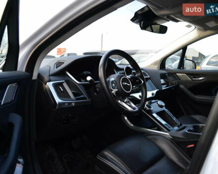 Белый Ягуар I-Pace, объемом двигателя 0 л и пробегом 99 тыс. км за 23999 $, фото 11 на Automoto.ua