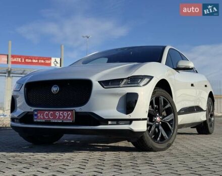 Белый Ягуар I-Pace, объемом двигателя 0 л и пробегом 81 тыс. км за 23500 $, фото 5 на Automoto.ua