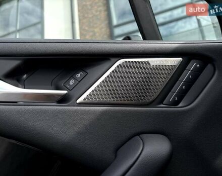 Білий Ягуар I-Pace, об'ємом двигуна 0 л та пробігом 96 тис. км за 23500 $, фото 27 на Automoto.ua