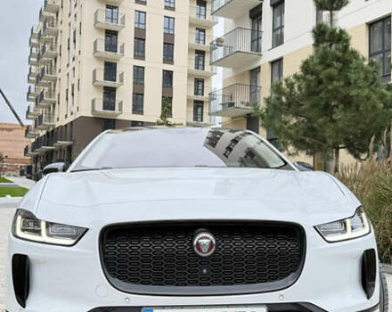Белый Ягуар I-Pace, объемом двигателя 0 л и пробегом 84 тыс. км за 29000 $, фото 7 на Automoto.ua