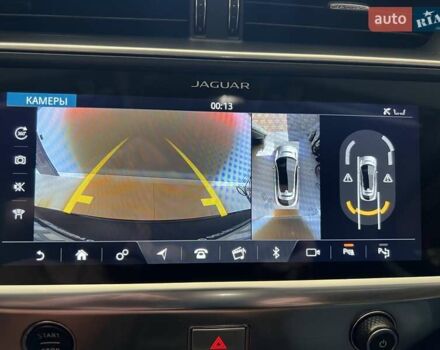 Белый Ягуар I-Pace, объемом двигателя 0 л и пробегом 62 тыс. км за 34500 $, фото 28 на Automoto.ua