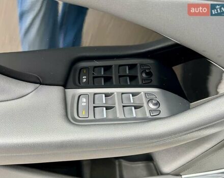 Белый Ягуар I-Pace, объемом двигателя 0 л и пробегом 105 тыс. км за 24999 $, фото 21 на Automoto.ua