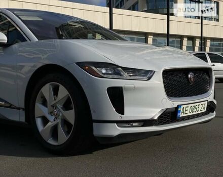 Белый Ягуар I-Pace, объемом двигателя 0 л и пробегом 54 тыс. км за 31999 $, фото 45 на Automoto.ua