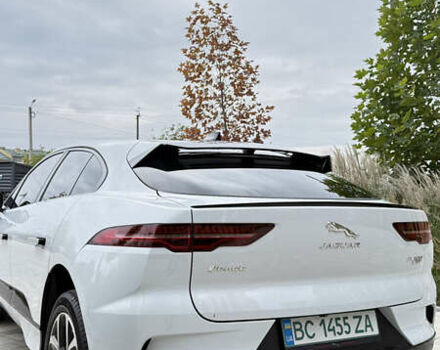 Белый Ягуар I-Pace, объемом двигателя 0 л и пробегом 84 тыс. км за 29000 $, фото 6 на Automoto.ua