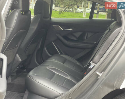 Білий Ягуар I-Pace, об'ємом двигуна 0 л та пробігом 64 тис. км за 24900 $, фото 64 на Automoto.ua