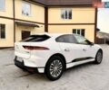 Белый Ягуар I-Pace, объемом двигателя 0 л и пробегом 127 тыс. км за 27699 $, фото 6 на Automoto.ua