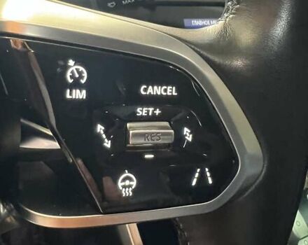 Белый Ягуар I-Pace, объемом двигателя 0 л и пробегом 62 тыс. км за 34500 $, фото 37 на Automoto.ua