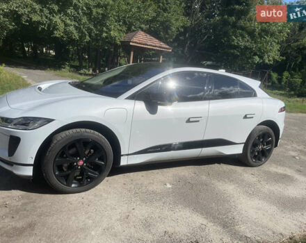 Белый Ягуар I-Pace, объемом двигателя 0 л и пробегом 186 тыс. км за 21999 $, фото 1 на Automoto.ua