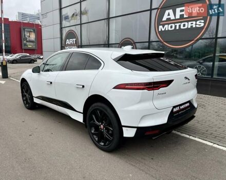 Белый Ягуар I-Pace, объемом двигателя 0 л и пробегом 105 тыс. км за 24999 $, фото 11 на Automoto.ua