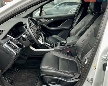 Белый Ягуар I-Pace, объемом двигателя 0 л и пробегом 105 тыс. км за 24999 $, фото 24 на Automoto.ua