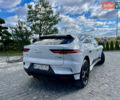 Белый Ягуар I-Pace, объемом двигателя 0 л и пробегом 96 тыс. км за 24700 $, фото 9 на Automoto.ua