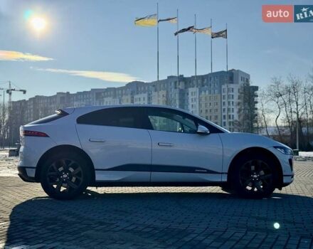 Белый Ягуар I-Pace, объемом двигателя 0 л и пробегом 81 тыс. км за 23500 $, фото 14 на Automoto.ua