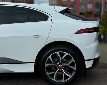 Белый Ягуар I-Pace, объемом двигателя 0 л и пробегом 37 тыс. км за 28900 $, фото 10 на Automoto.ua