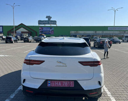 Белый Ягуар I-Pace, объемом двигателя 0 л и пробегом 94 тыс. км за 24900 $, фото 4 на Automoto.ua