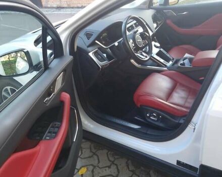 Белый Ягуар I-Pace, объемом двигателя 0 л и пробегом 40 тыс. км за 31900 $, фото 18 на Automoto.ua