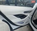 Белый Ягуар I-Pace, объемом двигателя 0 л и пробегом 101 тыс. км за 24700 $, фото 30 на Automoto.ua