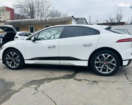 Белый Ягуар I-Pace, объемом двигателя 0 л и пробегом 77 тыс. км за 26900 $, фото 7 на Automoto.ua